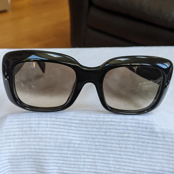 Celine sunglasses - Picture 6 of 8